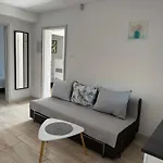 I Na Jantarowej Apartman *