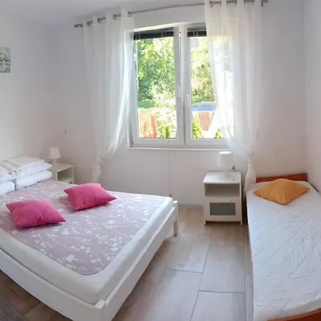 I Na Jantarowej Apartment Sarbinowo